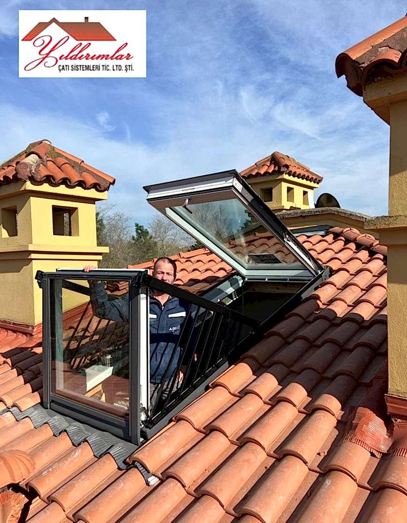 Balkonlu Çatı Penceresi